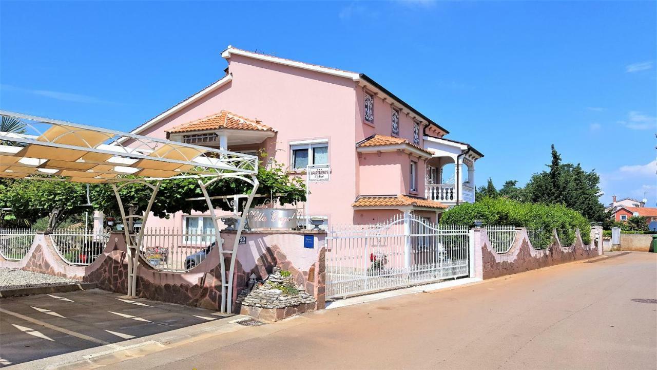 Apartment Villa Engel With Pool Porec Exterior photo